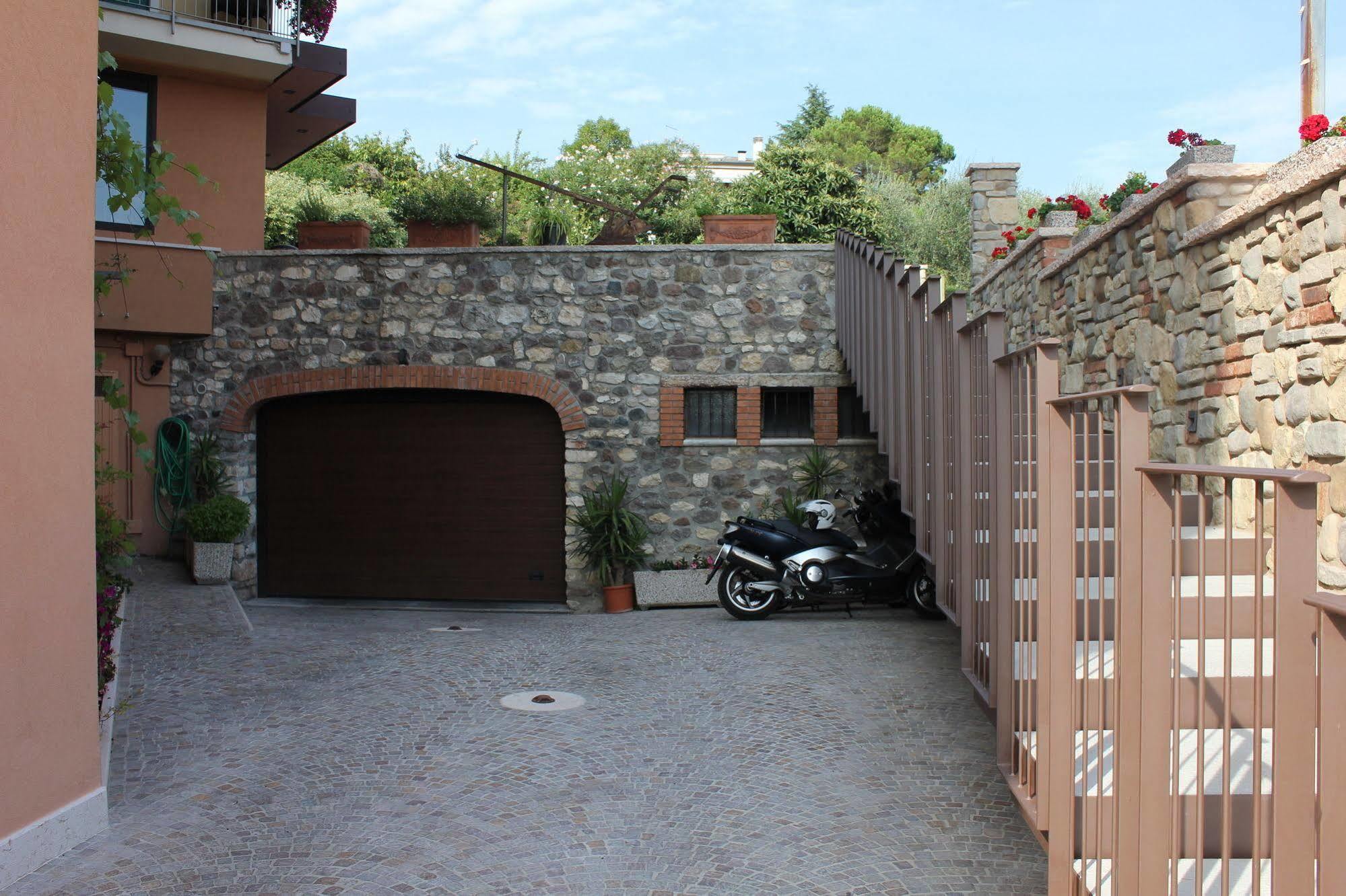 Hotel Al Sole - Enjoy Holiday Cavaion Veronese Exterior foto